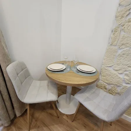 Charming Cozy Nest - Old Town Apartmán *